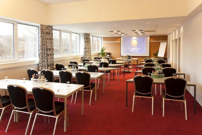 Arthotel Ambassador Wiesbaden - Free Parking Bagian luar foto